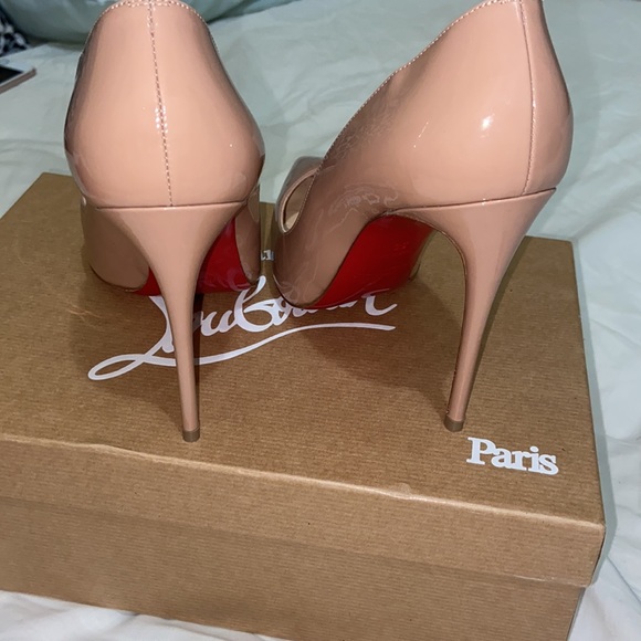 *100% AUTHENTIC CHRISTIAN LOUBOUTIN PATENT PUMPS* SO KATE - Picture 4 of 6
